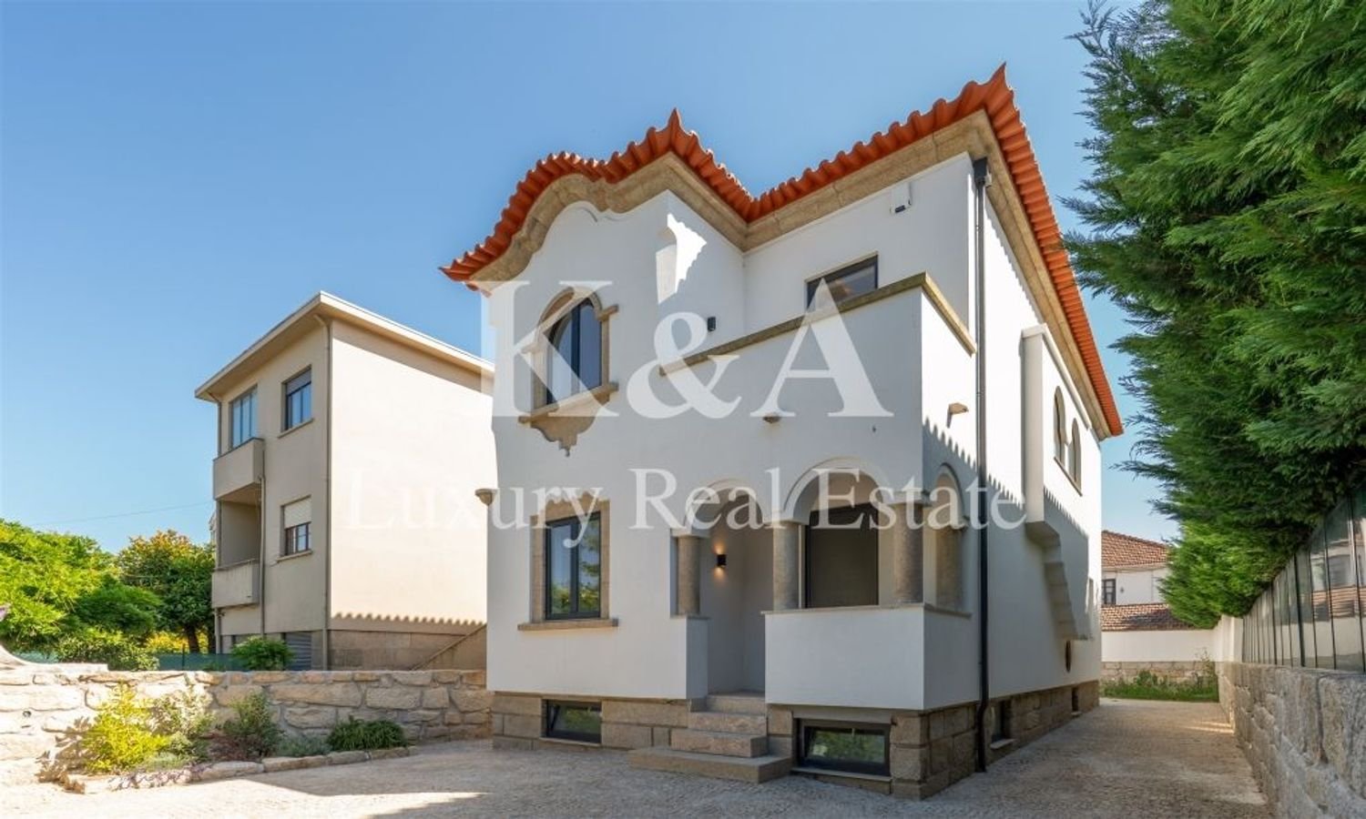 4 bedrooms House in Porto, Portugal No. 117701