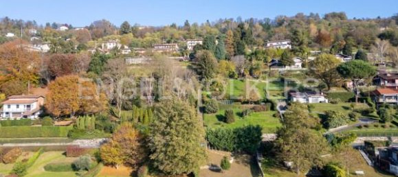 6 rooms Villa in Orta San Giulio, Italy No. 168500 3