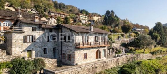 6 rooms Villa in Orta San Giulio, Italy No. 168500 2