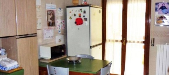 5 rooms Apartment in Chieti, Italy No. 74411 5