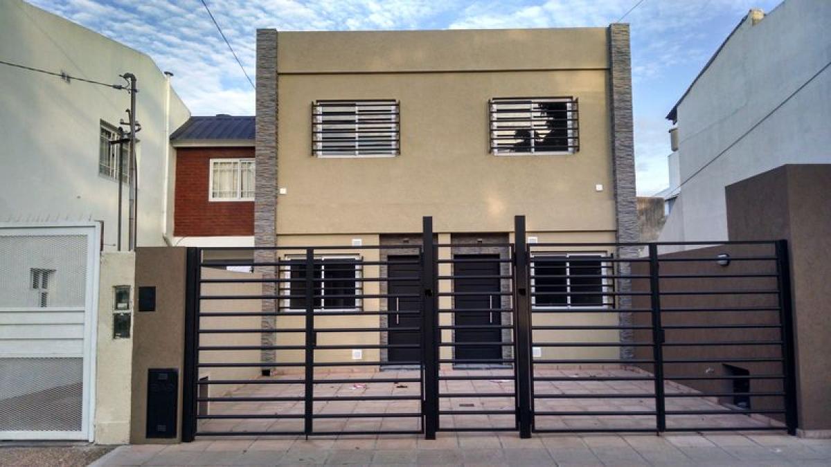 Casa T2 em Bermudez, Argentina N.º 6507