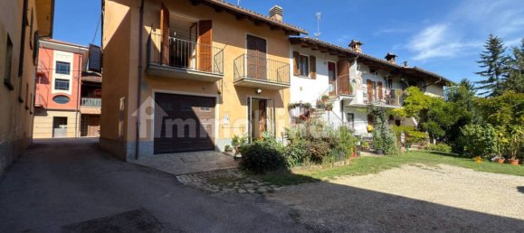 Casa de 6 dormitorios en Barolo, Italy No. 350260 2