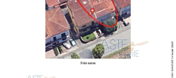 8 bedrooms House in Pistoia, Italy No. 342631 2
