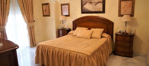 Villa de 5 dormitorios en Vélez-Málaga, Spain No. 48273 16