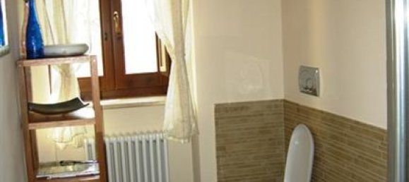 4غرفة منزل في San Severino Marche, Italy رقم 109755 2