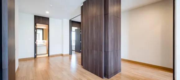 Коммерческая недвижимость с 2 спальнями в Паттайя, Таиланд № 77978 4