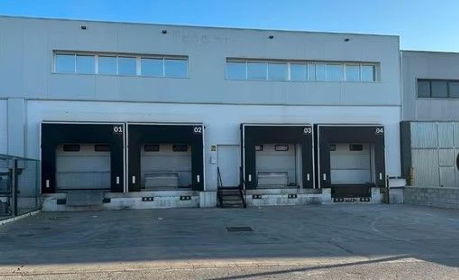 700m² Warehouse in Andalusia, Spain No. 213163