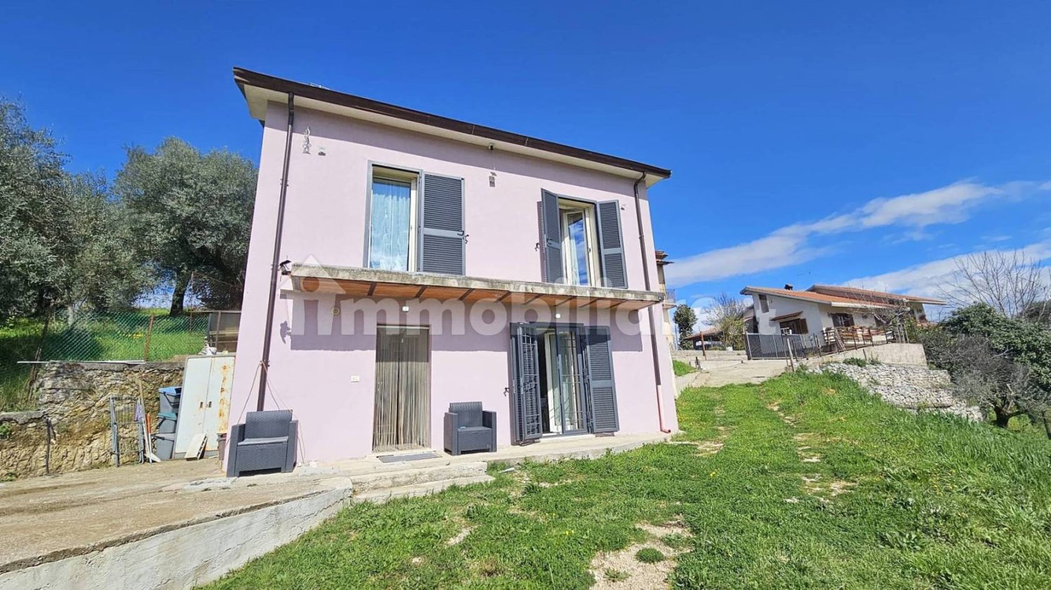 2 bedrooms Villa in Frosinone, Italy No. 285400