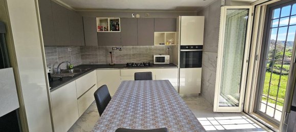 2 bedrooms Villa in Frosinone, Italy No. 285400 4