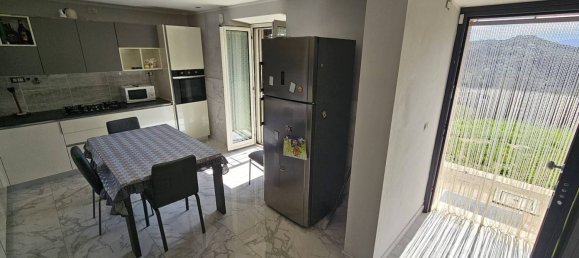 2 bedrooms Villa in Frosinone, Italy No. 285400 3