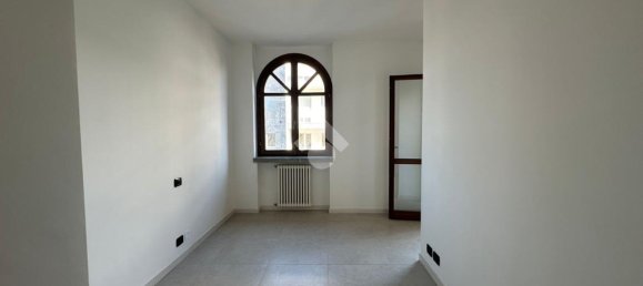 3 rooms Apartment in Palazzolo sull'Oglio, Italy No. 5987 16