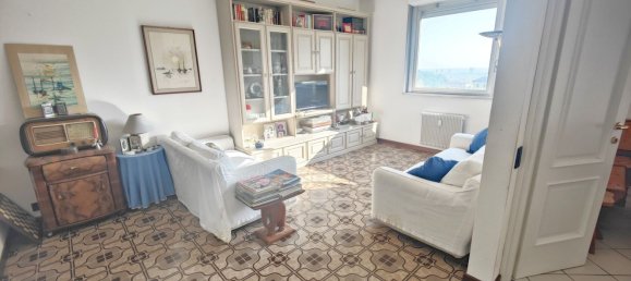 5 rooms Apartment in Genoa, Italy No. 181235 18