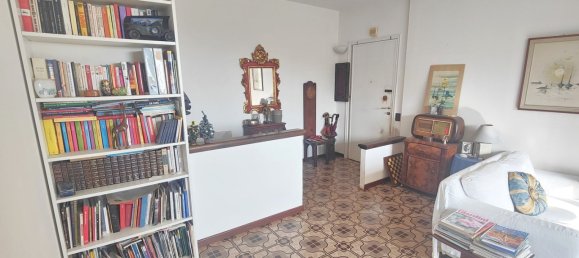 5 rooms Apartment in Genoa, Italy No. 181235 17