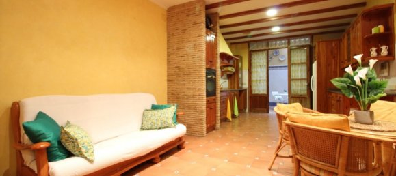 Adosado de 4 dormitorios en La Pobla de Farnals, Spain No. 12920 5