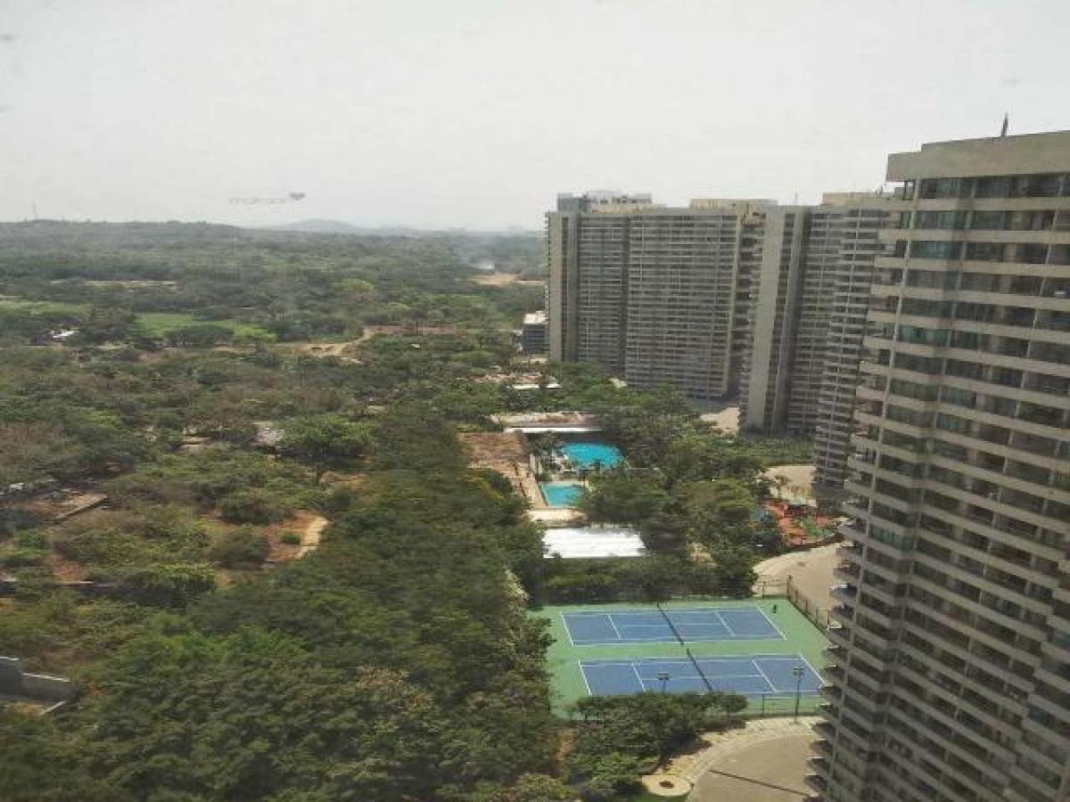 3 bedrooms House in Mumbai, India No. 42736