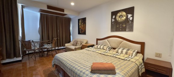 Studio in the Condo in Pattaya, Thailand No. 27394 11