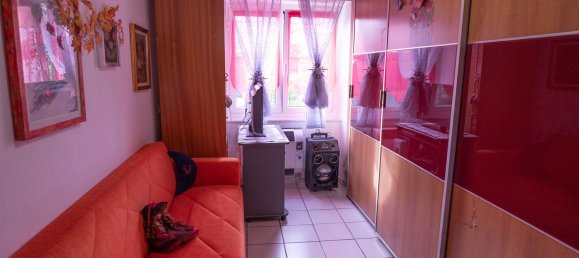 4 rooms Apartment in La Spezia, Italy No. 223402 3