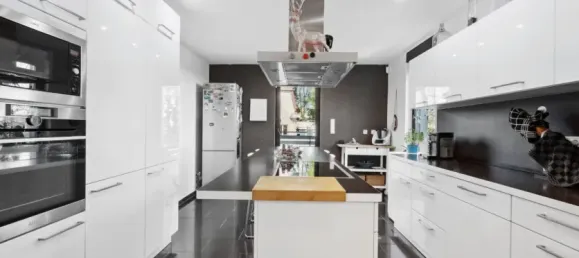 Дом с 8 комнатами в Ремшайд, Германия № 95455 7