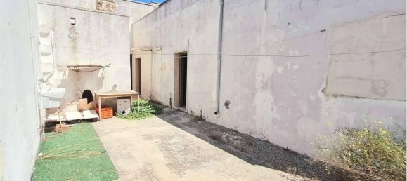 4 rooms House in Collepasso, Italy No. 86207 12