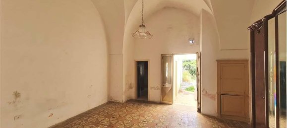 4 rooms House in Collepasso, Italy No. 86207 15