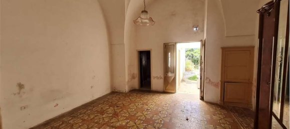 4 rooms House in Collepasso, Italy No. 86207 16