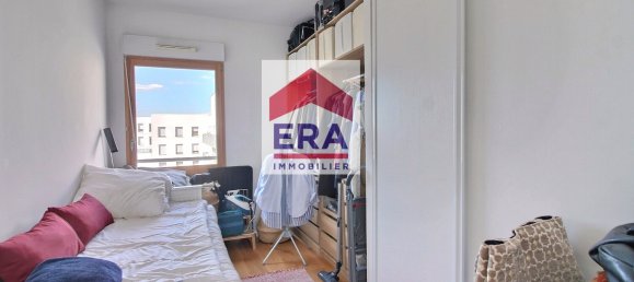 3 rooms Apartment in Seine-Saint-Denis, France No. 362699 15