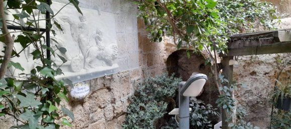 Квартира с 5 комнатами в Неаполь, Италия № 98065 2