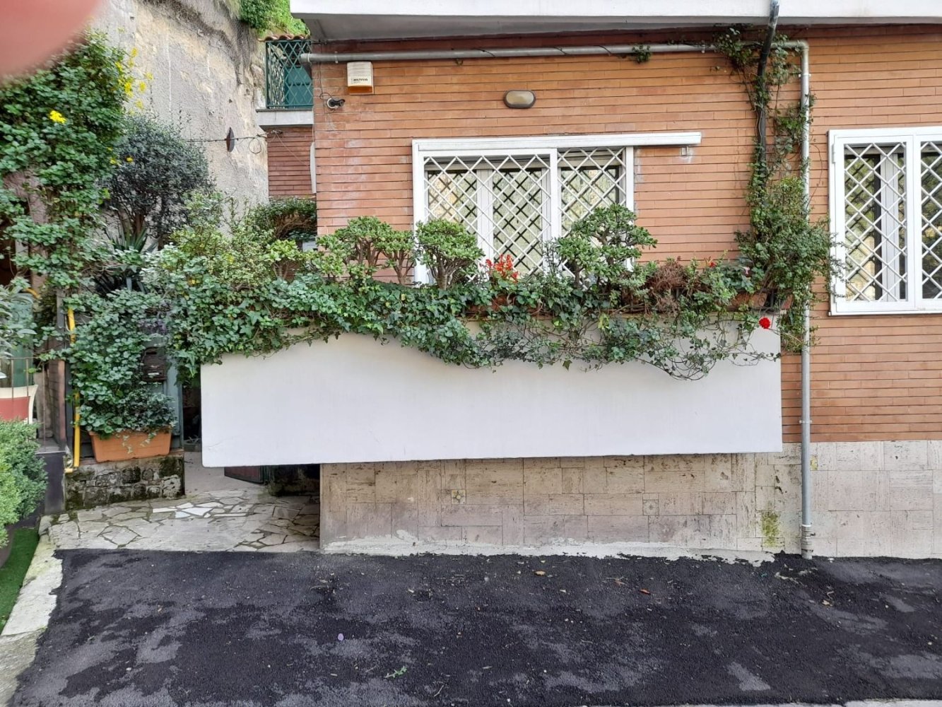 Квартира с 5 комнатами в Неаполь, Италия № 98065