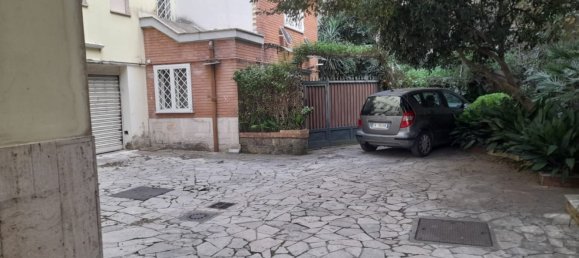 Квартира с 5 комнатами в Неаполь, Италия № 98065 29