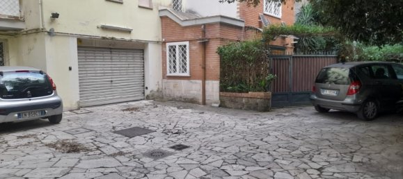 Квартира с 5 комнатами в Неаполь, Италия № 98065 26