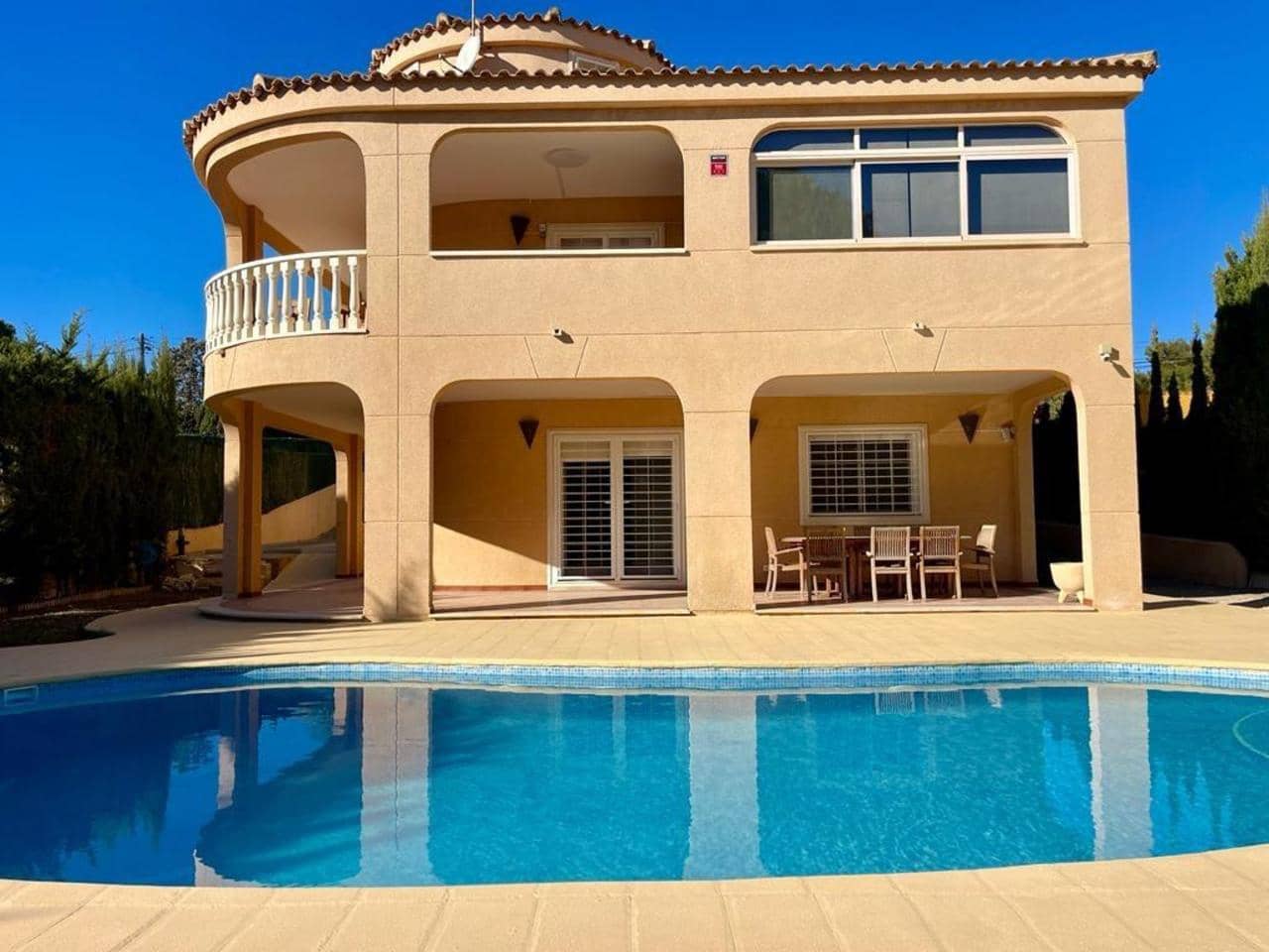 4 bedrooms House in Torrevieja, Spain No. 183608