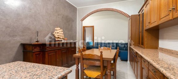 2 Schlafzimmer Wohnung in Rivoli, Italy, Nr. 323966 6