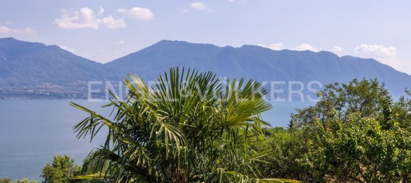 Квартира с 3 комнатами в Каннеро Ривьера, Италия № 79963 11