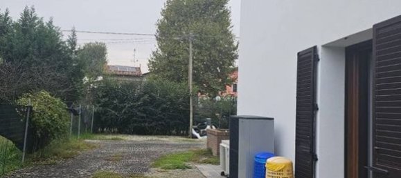 3 Schlafzimmer Villa in Modena, Italy, Nr. 172828 20