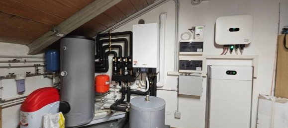 3 Schlafzimmer Villa in Modena, Italy, Nr. 172828 14