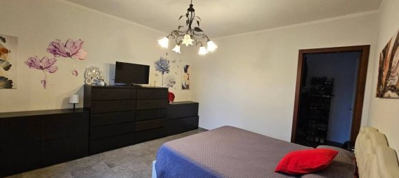 3 Schlafzimmer Villa in Modena, Italy, Nr. 172828 7