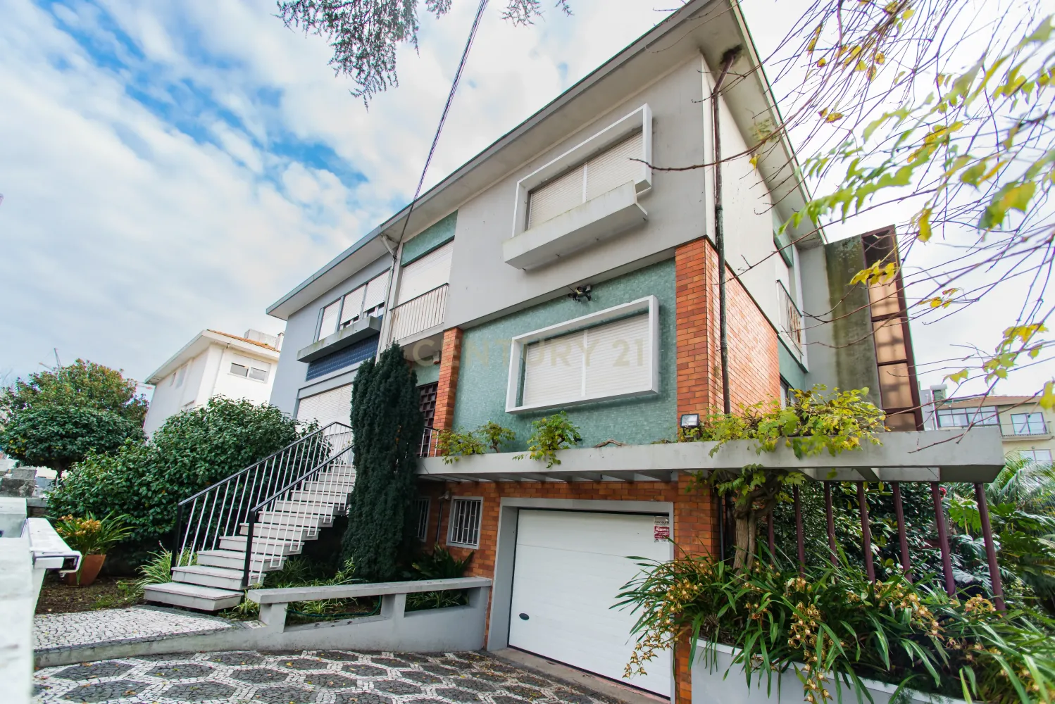 6 bedrooms Villa in Porto, Portugal No. 124651