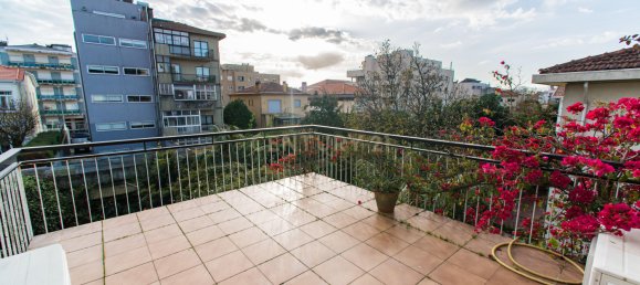 6 bedrooms Villa in Porto, Portugal No. 124651 12