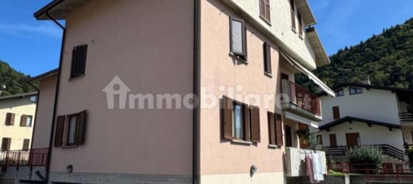 Квартира с 3 спальнями в Пьярио, Италия № 373097 26