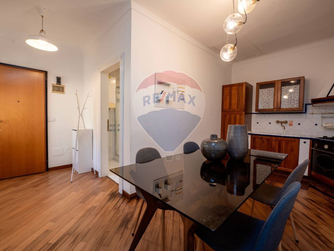 4 rooms Apartment in Modena, Italy No. 392736
