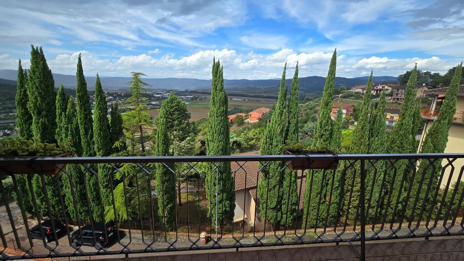 4 bedrooms Apartment in Corciano, Italy No. 328241