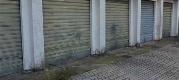 Garage à Lainate, Italy 12m² No. 271164 3