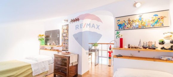 3غرفة شقة في Capodimonte, Italy رقم 16440 16