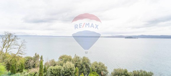 3غرفة شقة في Capodimonte, Italy رقم 16440 34