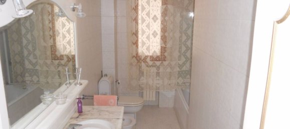 Apartamento de 4 dormitorios en Montespertoli, Italy No. 323155 6