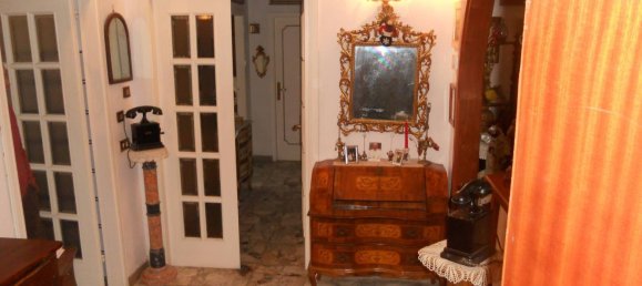 Apartamento de 4 dormitorios en Montespertoli, Italy No. 323155 3