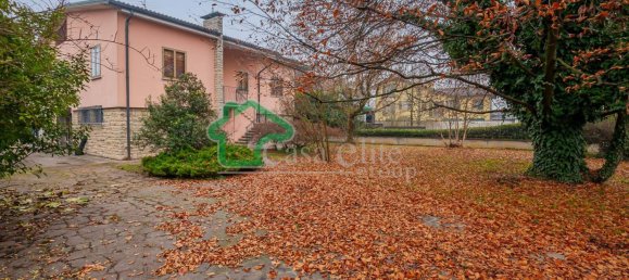 3 bedrooms Villa in Crema, Italy No. 205214 18