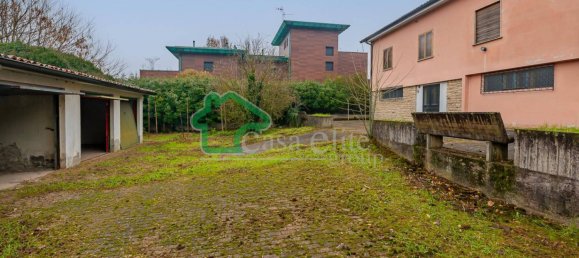 3 bedrooms Villa in Crema, Italy No. 205214 21