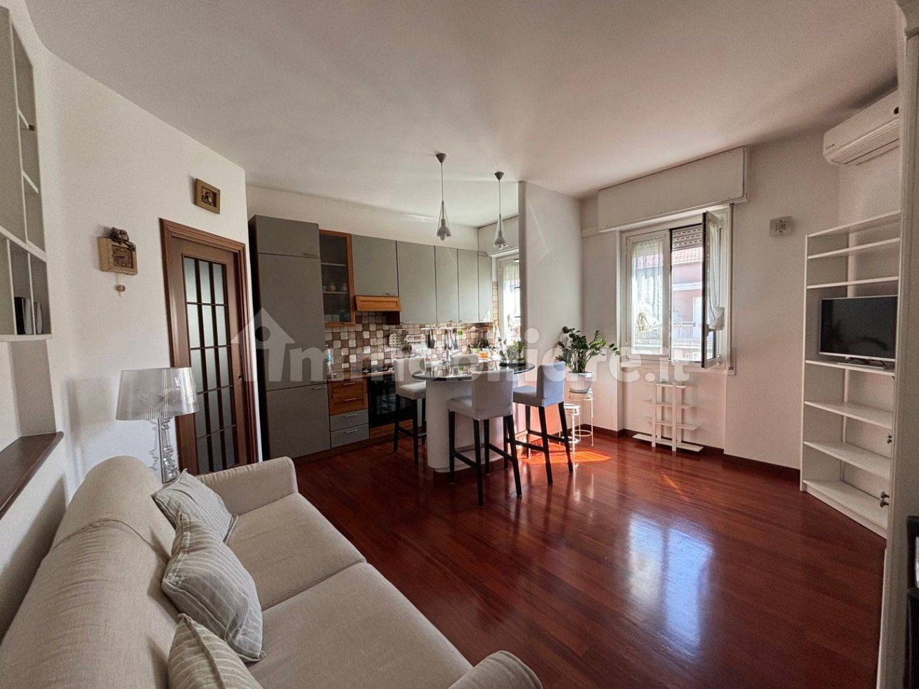 1 bedroom Apartment in Milan, Italy No. 319917