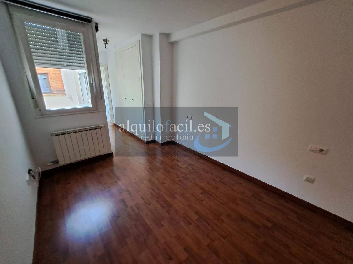 3 Schlafzimmer Doppelhaus in Figueres, Spain, Nr. 202588